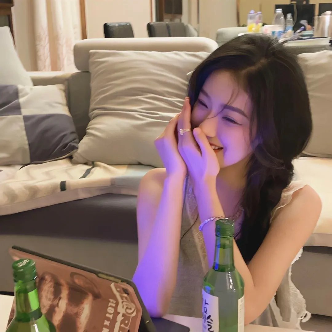 朕的女儿身瞒不住啦